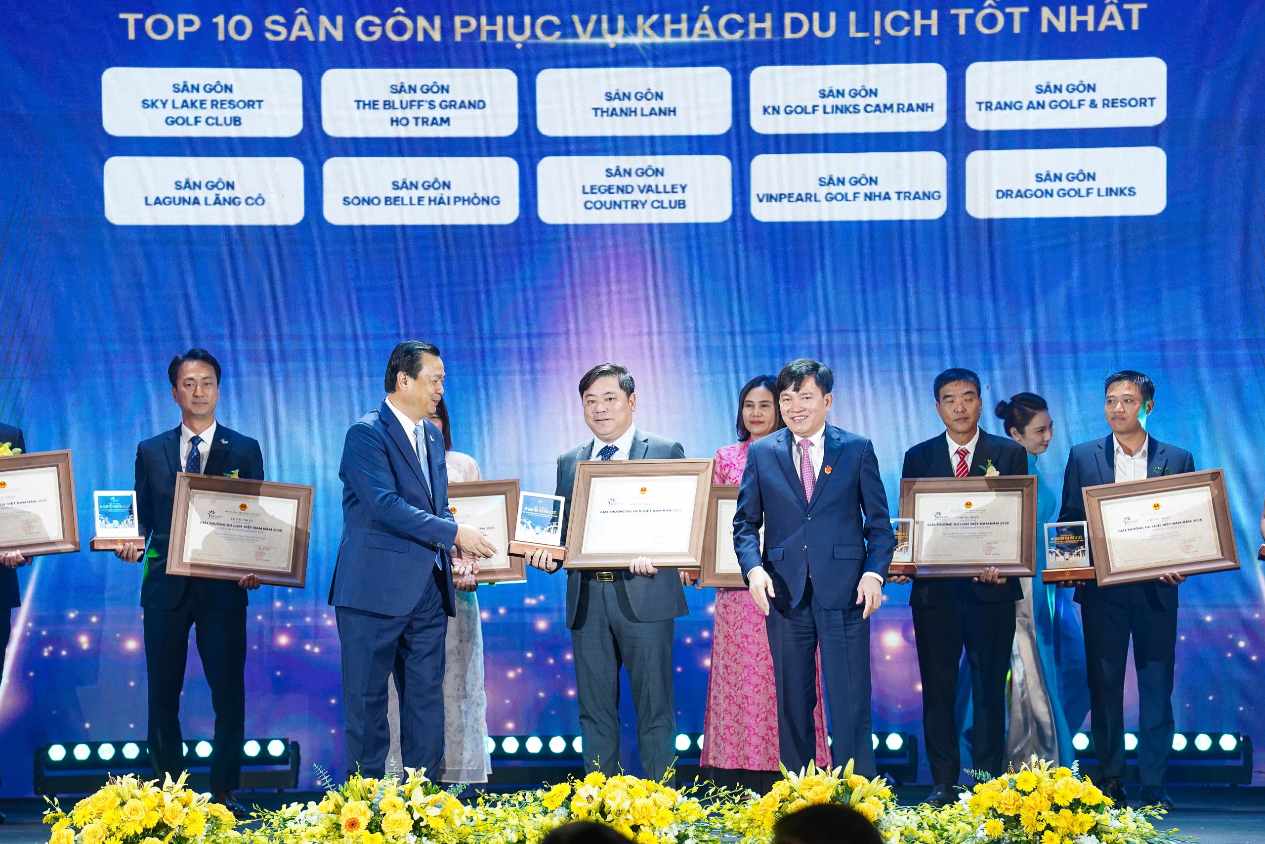 Dragon Golf Links được vinh danh “Top 10 Sân gôn phục vụ khách du lịch tốt nhất”